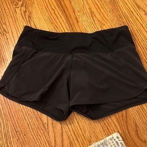 Lululemon Speed Up Shorts // black